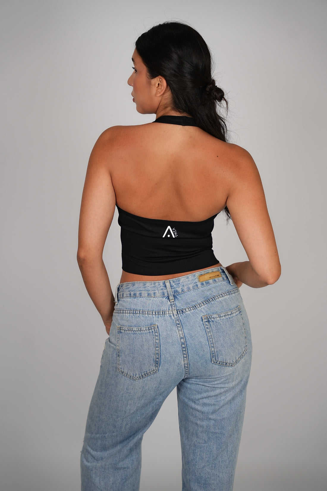 Essence Top